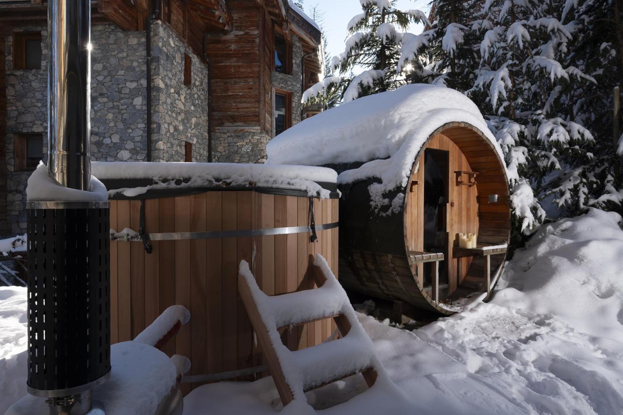 Snow Lodge Hotel Courchevel 1850 Exterior photo